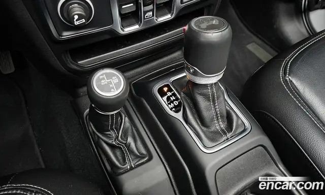 Jeep Wrangler 2022 2.0 автомат (гидро), миниатюра 12