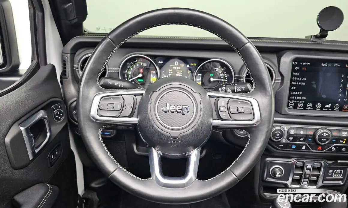 Jeep Wrangler 2022 2.0 автомат (гидро), фото 20 Jeep Wrangler 2022 2.0 автомат (гидро), фото 20