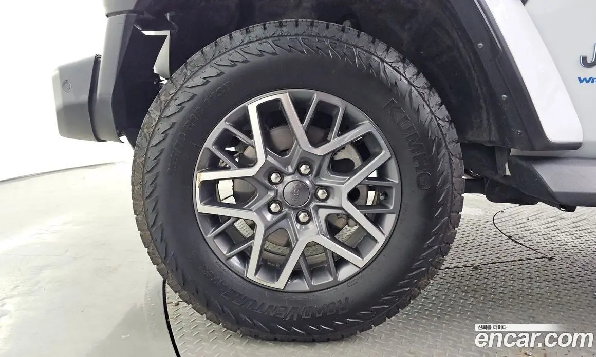 Jeep Wrangler 2022 2.0 автомат (гидро), фото 5 Jeep Wrangler 2022 2.0 автомат (гидро), фото 5