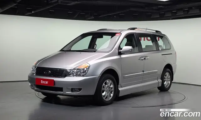 Kia Carnival 2011 2.2 автомат (гидро), миниатюра 1 Kia Carnival 2011 2.2 автомат (гидро), миниатюра 1