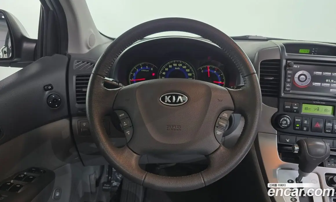 Kia Carnival 2011 2.2 автомат (гидро), фото 13 Kia Carnival 2011 2.2 автомат (гидро), фото 13