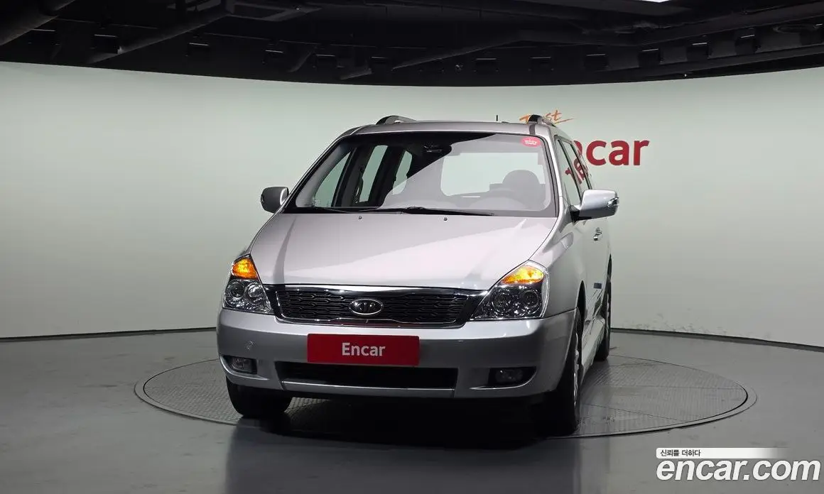 Kia Carnival 2011 2.2 автомат (гидро), фото 3 Kia Carnival 2011 2.2 автомат (гидро), фото 3