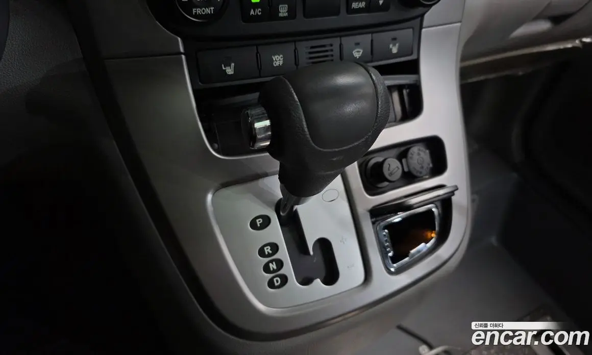 Kia Carnival 2011 2.2 автомат (гидро), фото 9 Kia Carnival 2011 2.2 автомат (гидро), фото 9