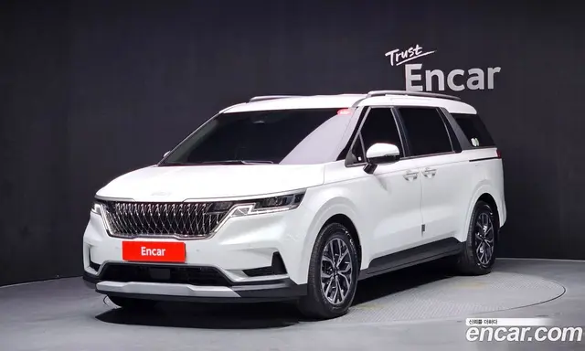 Kia Carnival, 2023, 22 235 км