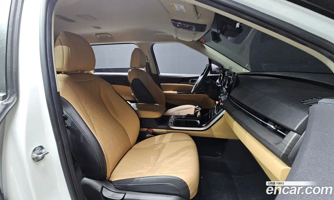 Kia Carnival 2023 2.2 автомат (гидро), фото 16