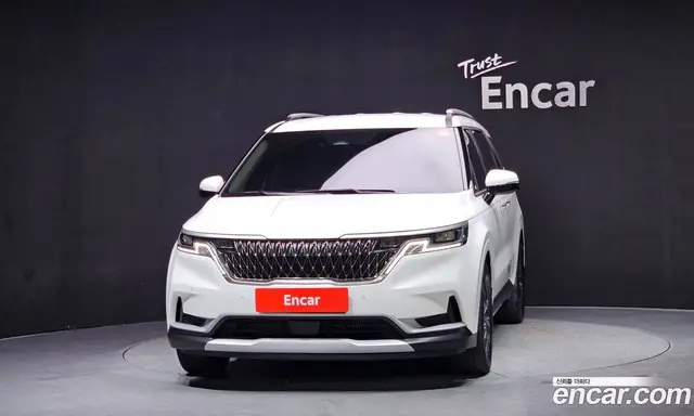 Kia Carnival 2023 2.2 автомат (гидро), миниатюра 3