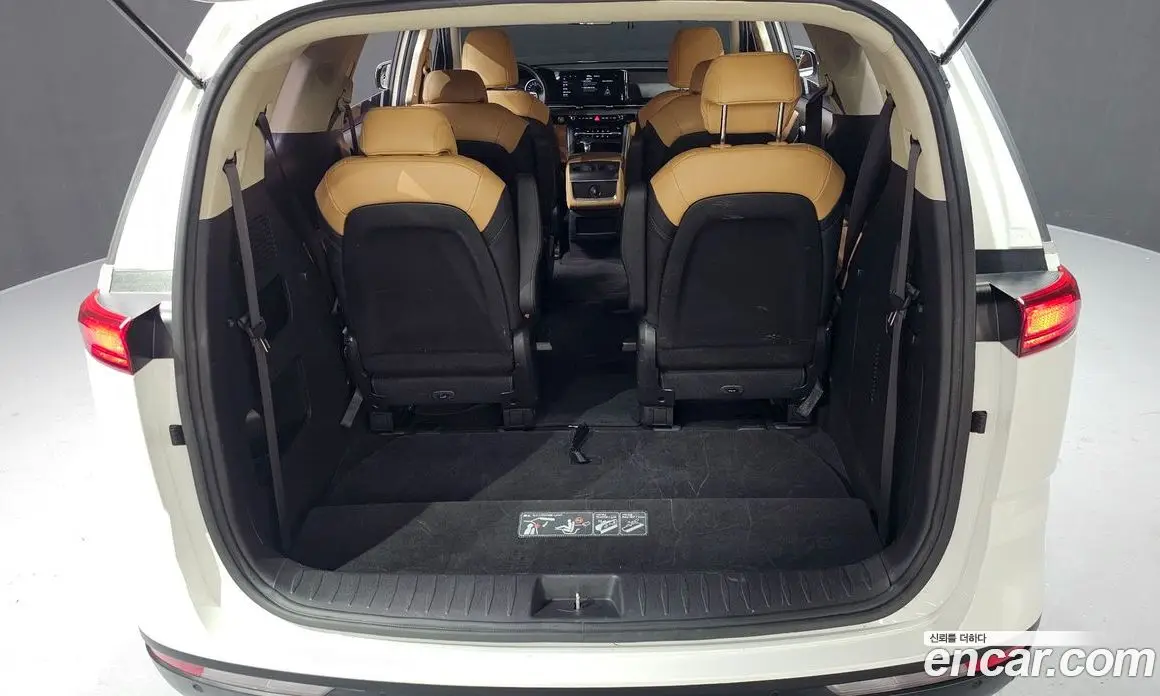 Kia Carnival 2023 2.2 автомат (гидро), фото 26