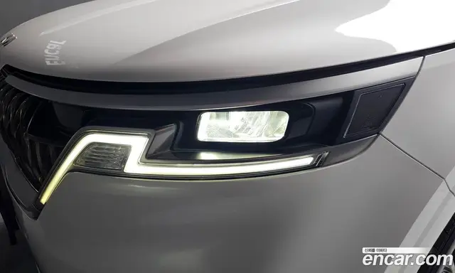 Kia Carnival 2023 2.2 автомат (гидро), миниатюра 8