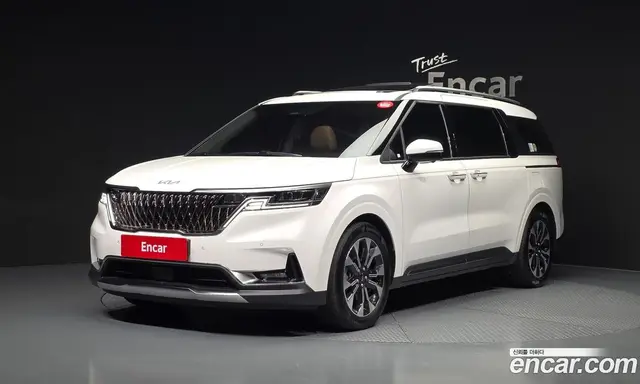 Kia Carnival, 2023, 35 745 км