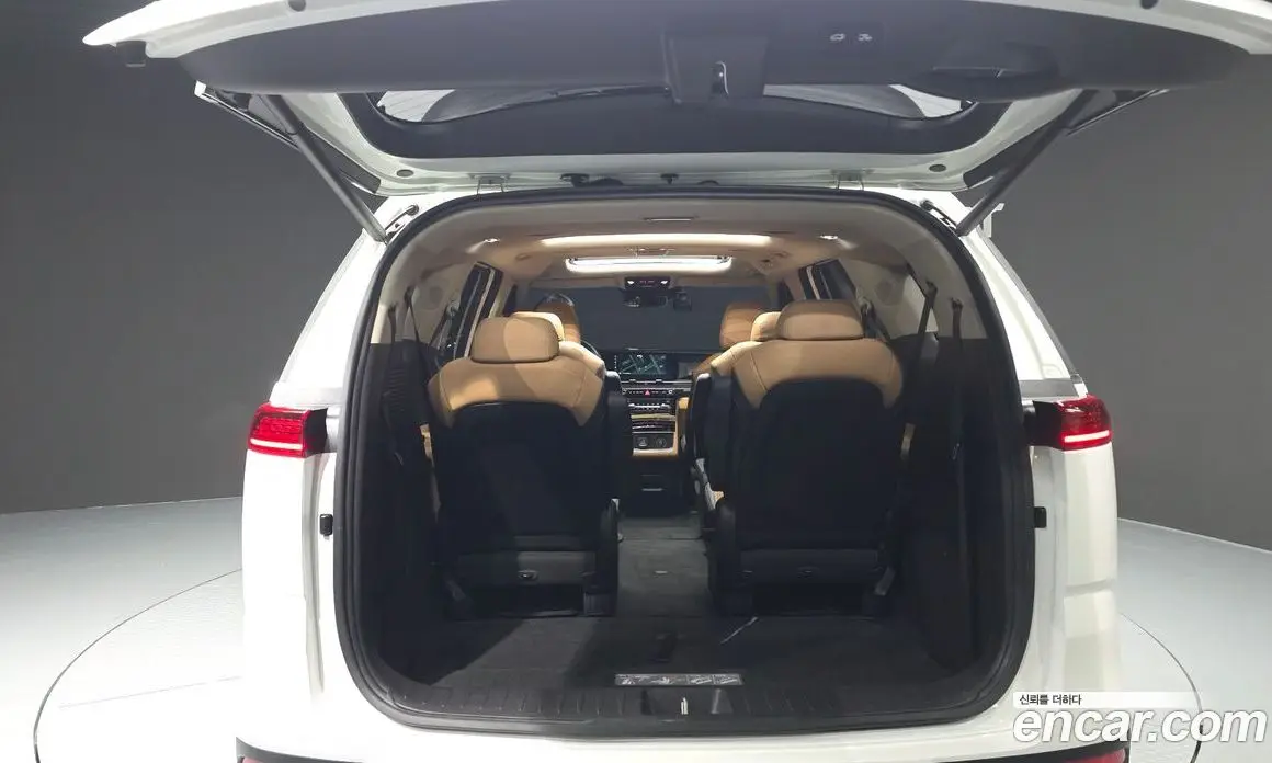 Kia Carnival 2023 3.5 автомат (гидро), фото 20