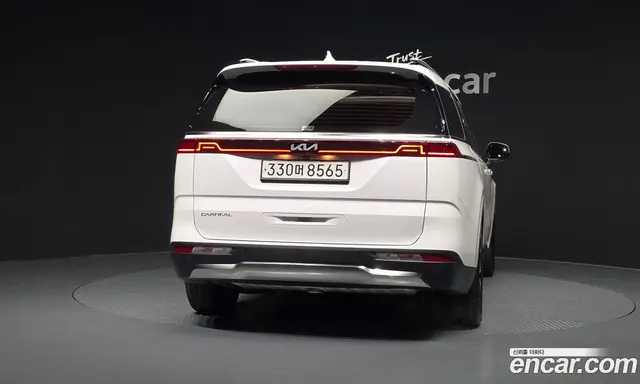 Kia Carnival 2023 3.5 автомат (гидро), миниатюра 4