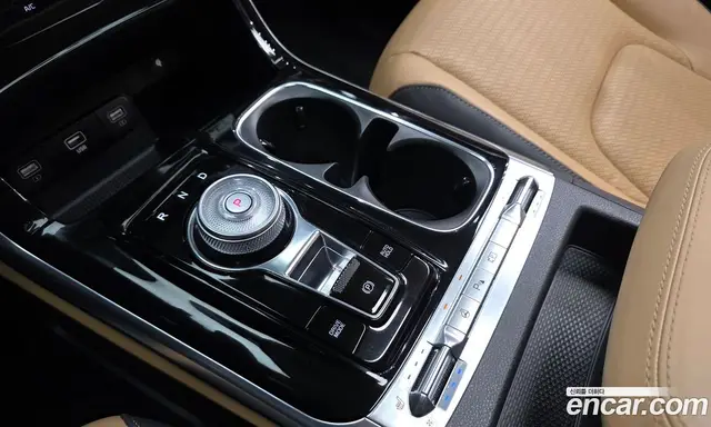 Kia Carnival 2023 3.5 автомат (гидро), миниатюра 9
