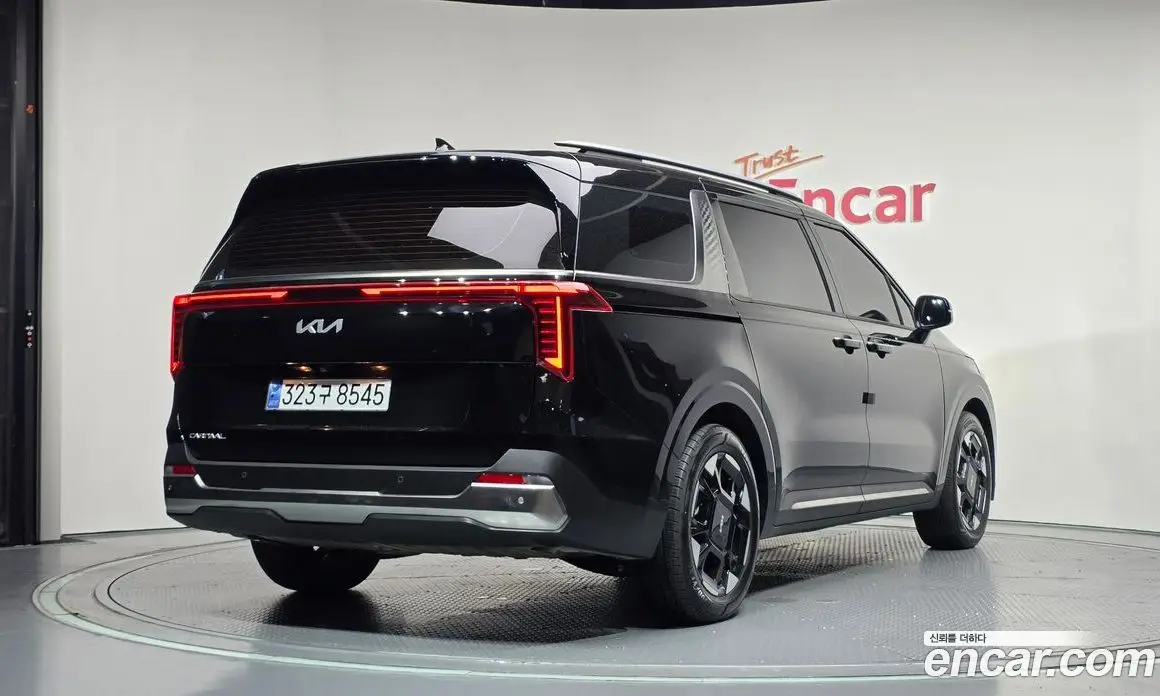 Kia Carnival 2025 2.2 автомат (гидро), фото 1 Kia Carnival 2025 2.2 автомат (гидро), фото 1