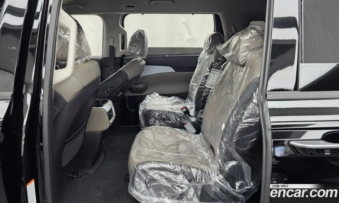 Kia Carnival 2025 2.2 автомат (гидро), фото 15 Kia Carnival 2025 2.2 автомат (гидро), фото 15