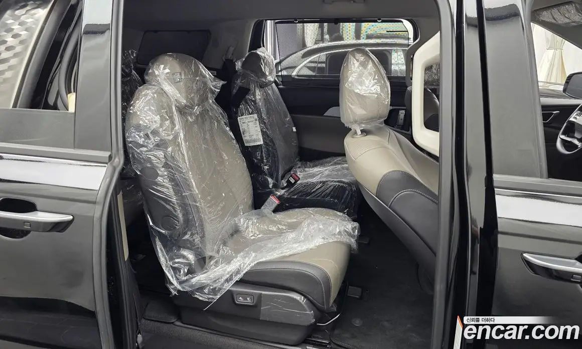 Kia Carnival 2025 2.2 автомат (гидро), фото 17 Kia Carnival 2025 2.2 автомат (гидро), фото 17