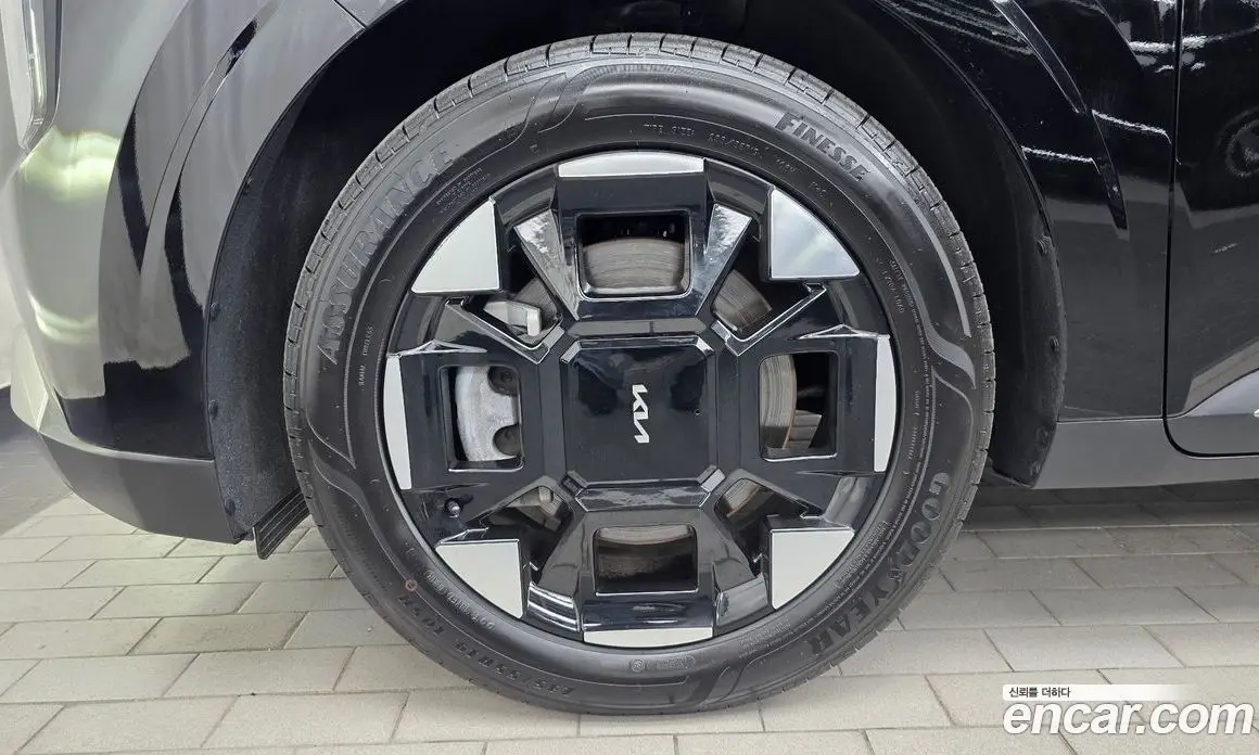Kia Carnival 2025 2.2 автомат (гидро), фото 4 Kia Carnival 2025 2.2 автомат (гидро), фото 4