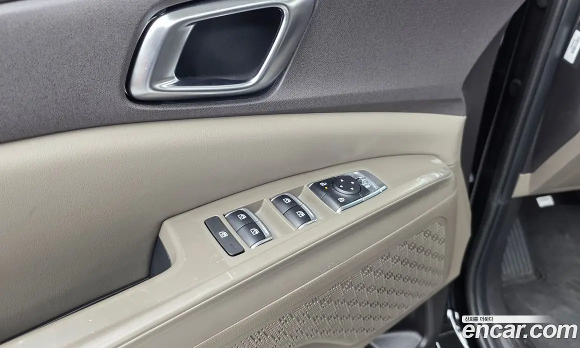 Kia Carnival 2025 2.2 автомат (гидро), фото 32 Kia Carnival 2025 2.2 автомат (гидро), фото 32