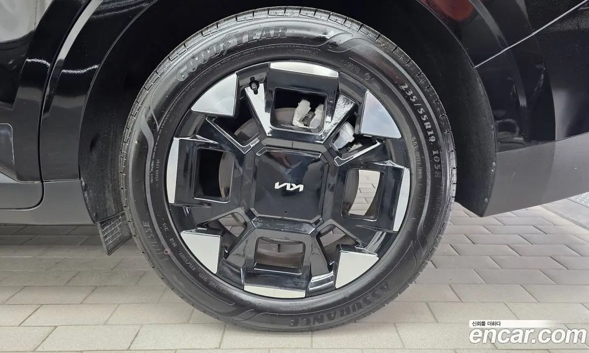 Kia Carnival 2025 2.2 автомат (гидро), фото 6 Kia Carnival 2025 2.2 автомат (гидро), фото 6