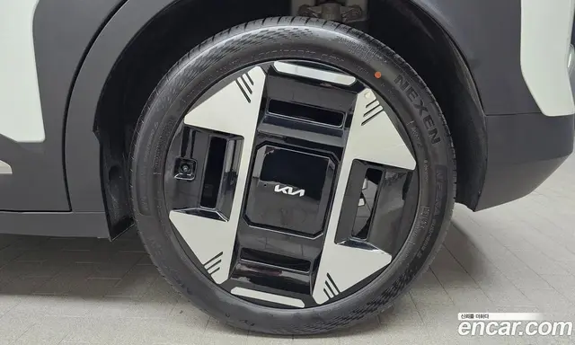 Kia EV3 2025 0.2 автомат (гидро), миниатюра 6 Kia EV3 2025 0.2 автомат (гидро), миниатюра 6