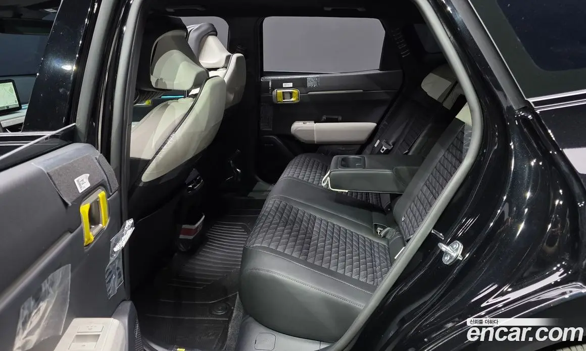 Kia EV4 2025 0.3 автомат (гидро), фото 15 Kia EV4 2025 0.3 автомат (гидро), фото 15