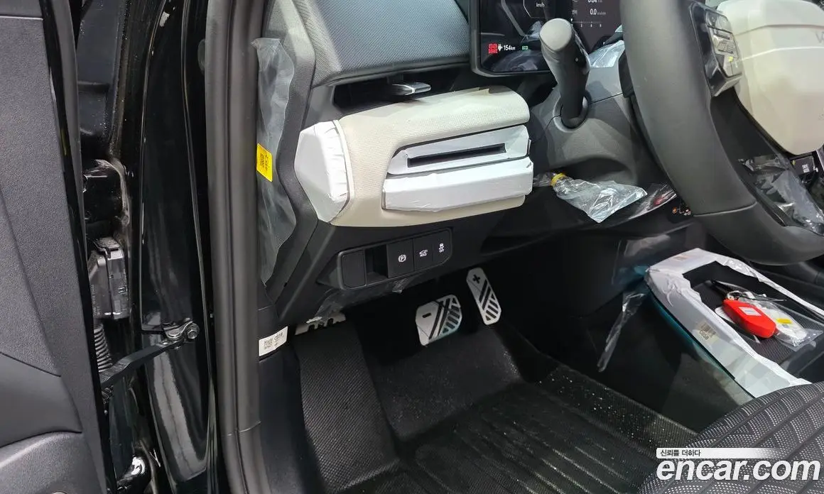 Kia EV4 2025 0.3 автомат (гидро), фото 26 Kia EV4 2025 0.3 автомат (гидро), фото 26