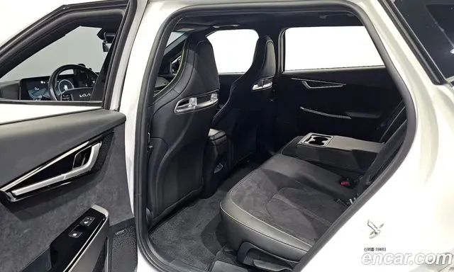 Kia EV6 2023 0.1 автомат (гидро), миниатюра 11