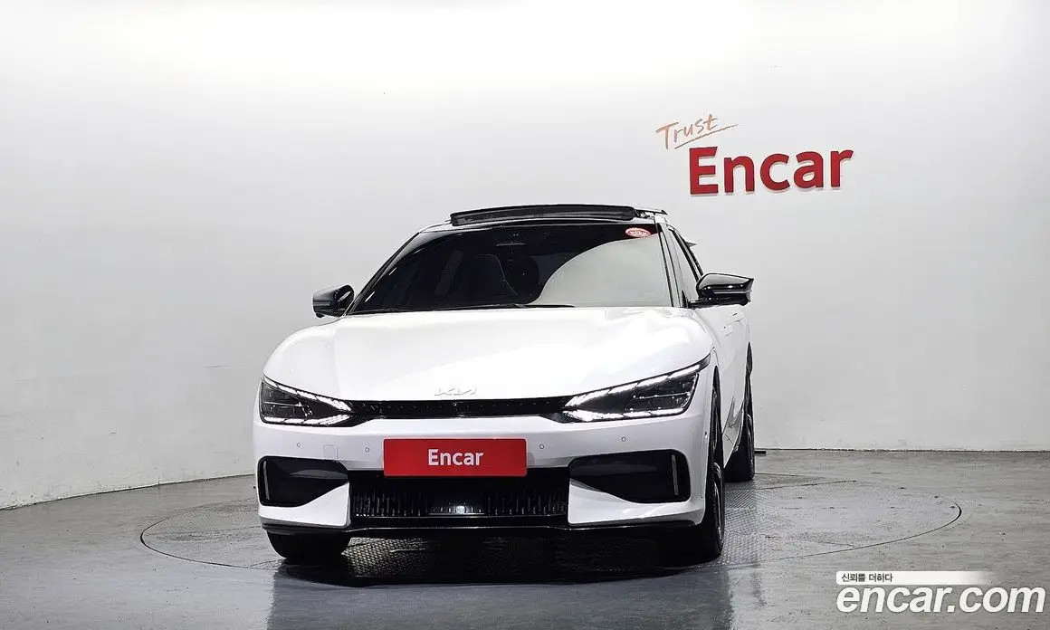 Kia EV6 2023 0.1 автомат (гидро), фото 3