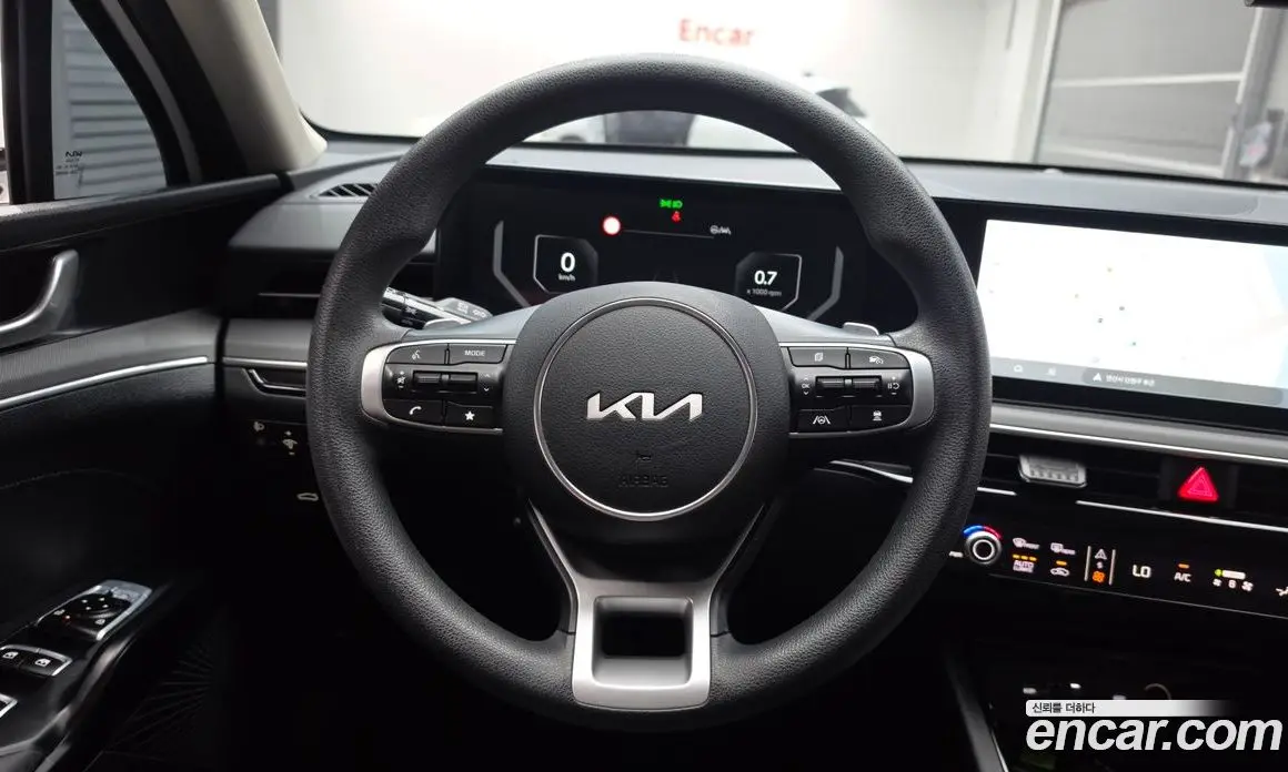 Kia K5 (Optima) 2024 2.0 автомат (гидро), фото 13