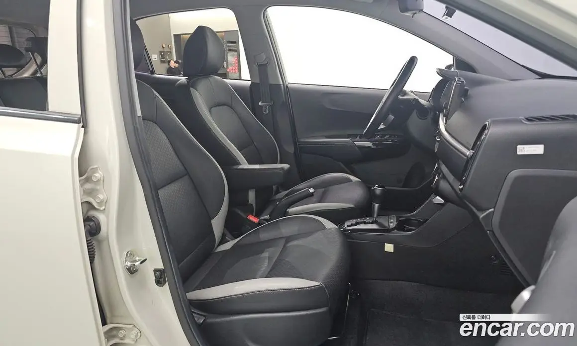 Kia Morning 2018 1.0 автомат (гидро), фото 23 Kia Morning 2018 1.0 автомат (гидро), фото 23
