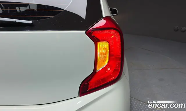 Kia Morning 2022 1.0 автомат (гидро), миниатюра 9