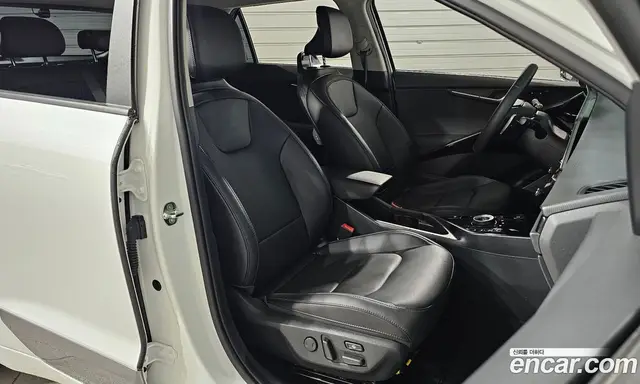 Kia Niro 2023 0.2 автомат (гидро), миниатюра 11 Kia Niro 2023 0.2 автомат (гидро), миниатюра 11