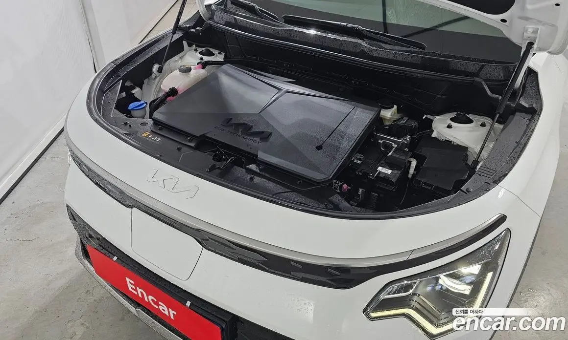 Kia Niro 2023 0.2 автомат (гидро), фото 6 Kia Niro 2023 0.2 автомат (гидро), фото 6