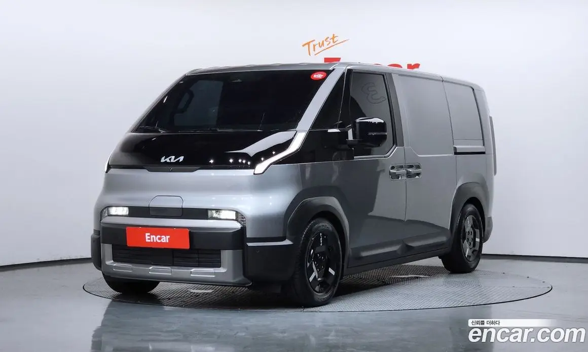 Kia PV5 2025 0.2 автомат (гидро), фото 1 Kia PV5 2025 0.2 автомат (гидро), фото 1