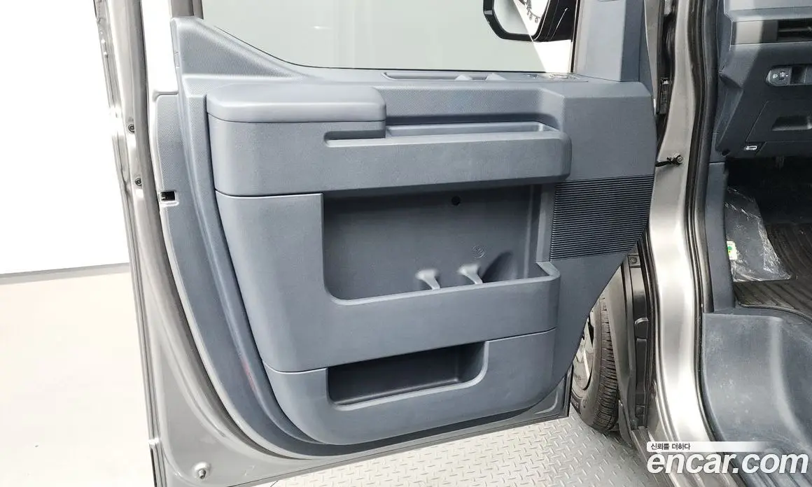 Kia PV5 2025 0.2 автомат (гидро), фото 14 Kia PV5 2025 0.2 автомат (гидро), фото 14