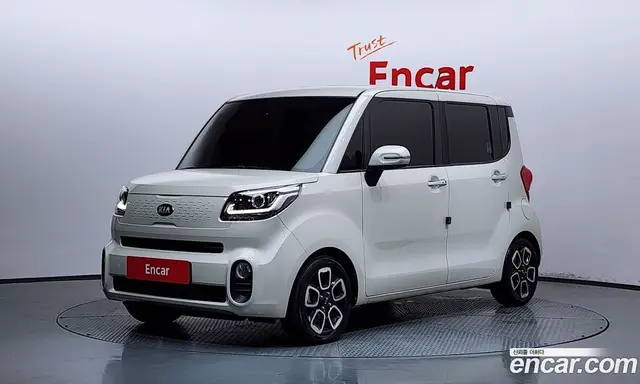 Kia Ray 2018 1.0 автомат (гидро), миниатюра 1 Kia Ray 2018 1.0 автомат (гидро), миниатюра 1