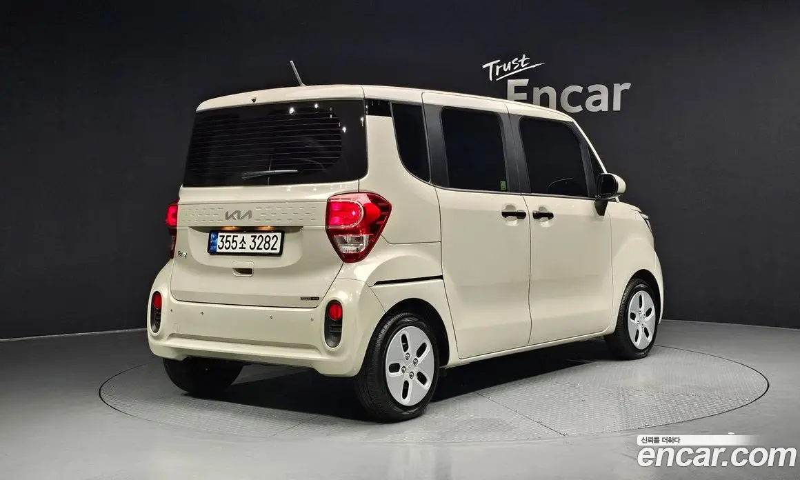 Kia Ray 2021 1.0 автомат (гидро), фото 1 Kia Ray 2021 1.0 автомат (гидро), фото 1