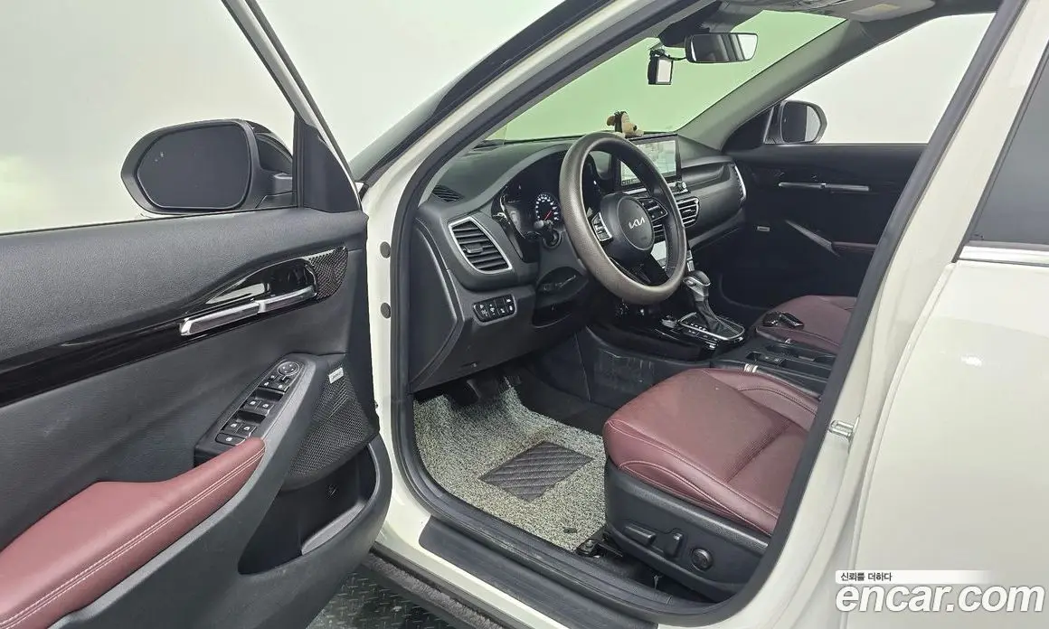 Kia Seltos 2022 1.6 автомат (гидро), фото 12 Kia Seltos 2022 1.6 автомат (гидро), фото 12