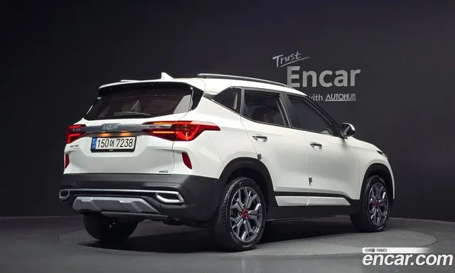 Kia Seltos 2022 1.6 автомат (гидро), миниатюра 1