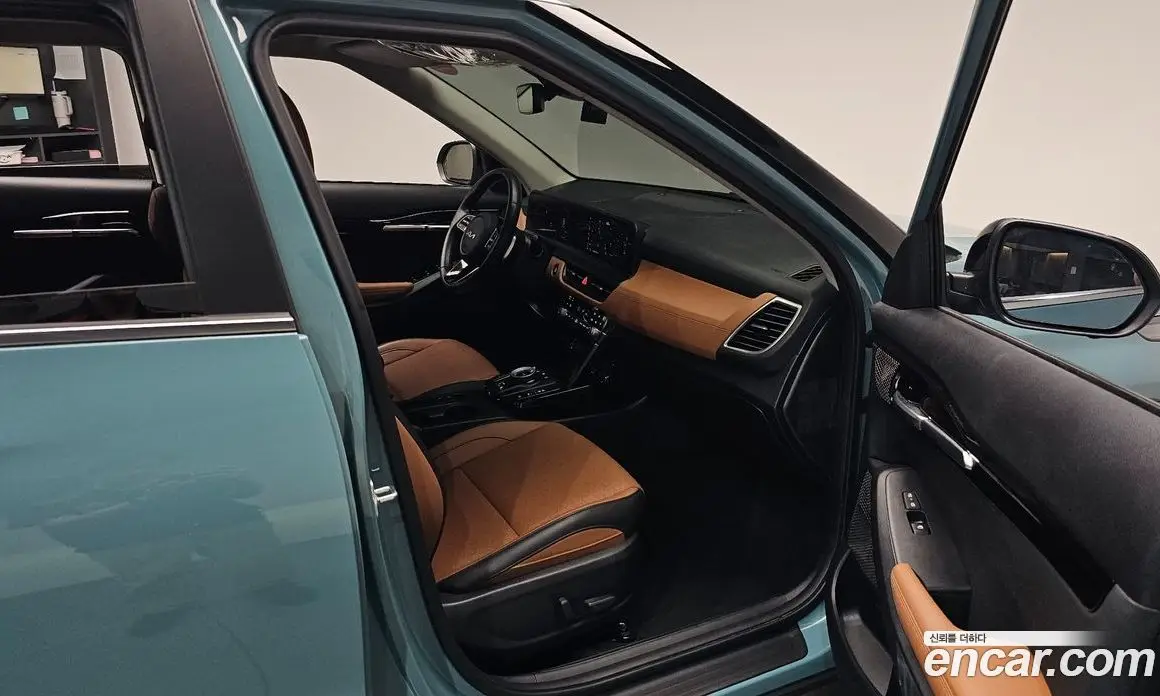 Kia Seltos 2023 1.6 автомат (гидро), фото 16