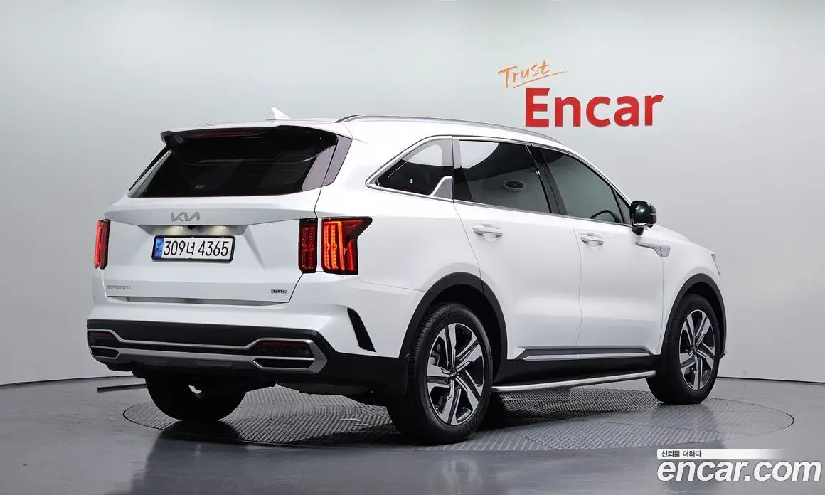 Kia Sorento 2023 1.6 автомат (гидро), фото 2 Kia Sorento 2023 1.6 автомат (гидро), фото 2