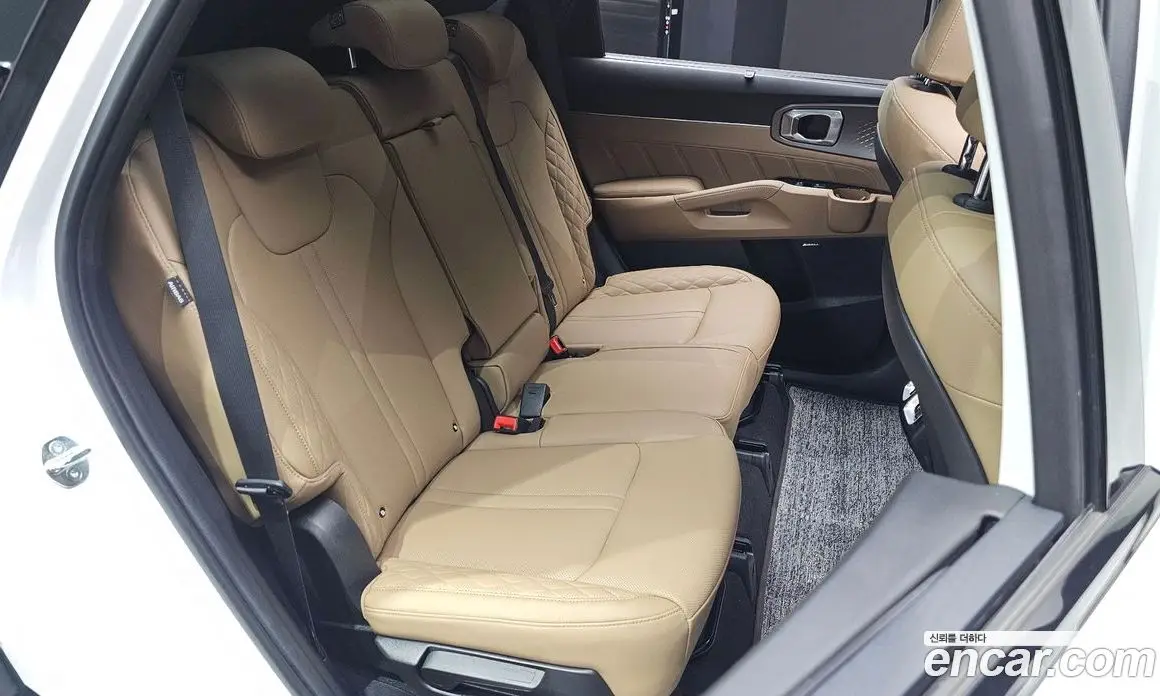 Kia Sorento 2024 1.6 автомат (гидро), фото 18 Kia Sorento 2024 1.6 автомат (гидро), фото 18