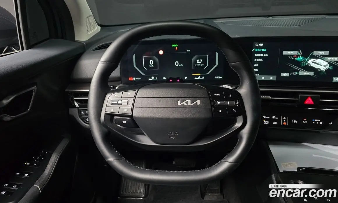 Kia Sportage 2024 2.0 автомат (гидро), фото 13 Kia Sportage 2024 2.0 автомат (гидро), фото 13