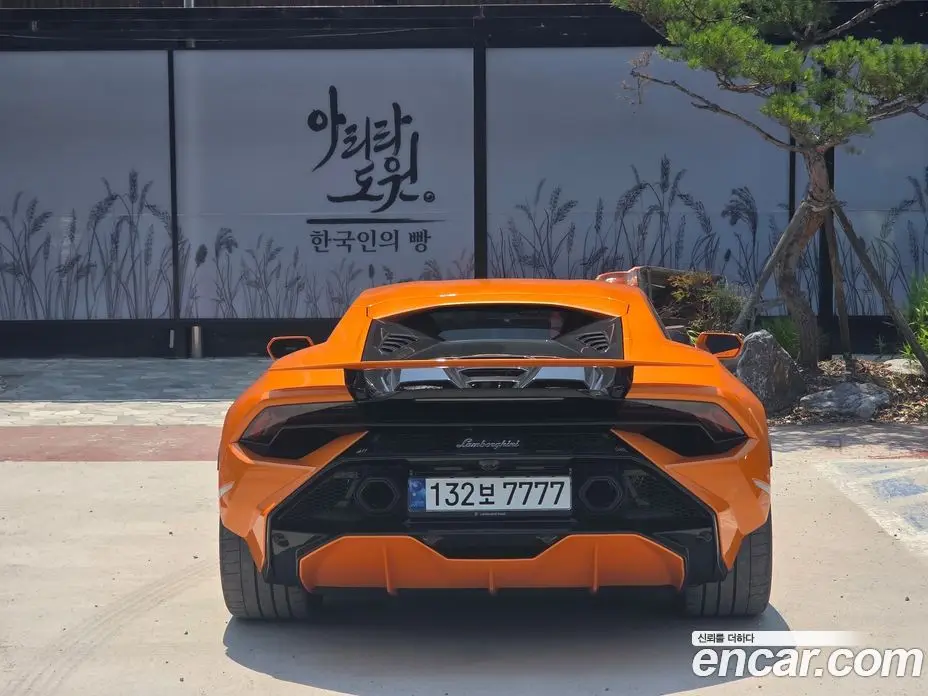 Lamborghini Huracan 2023 5.2 автомат (гидро), фото 5 Lamborghini Huracan 2023 5.2 автомат (гидро), фото 5