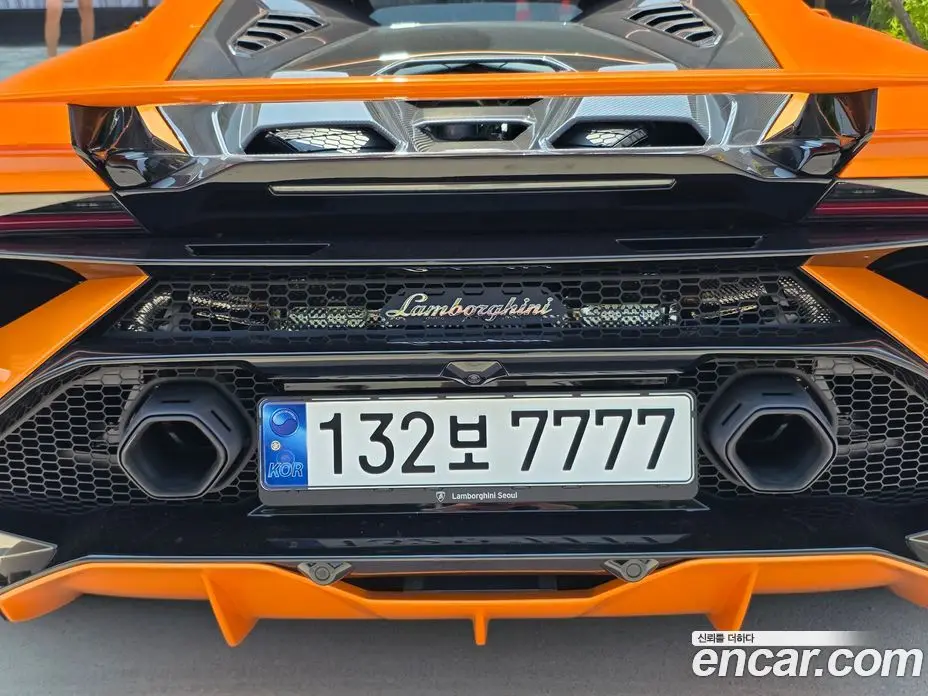 Lamborghini Huracan 2023 5.2 автомат (гидро), фото 9 Lamborghini Huracan 2023 5.2 автомат (гидро), фото 9