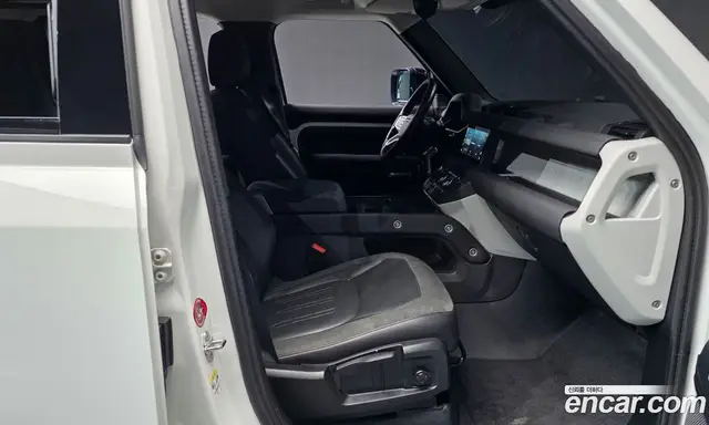 Land Rover Defender 2020 2.0 автомат (гидро), миниатюра 11 Land Rover Defender 2020 2.0 автомат (гидро), миниатюра 11