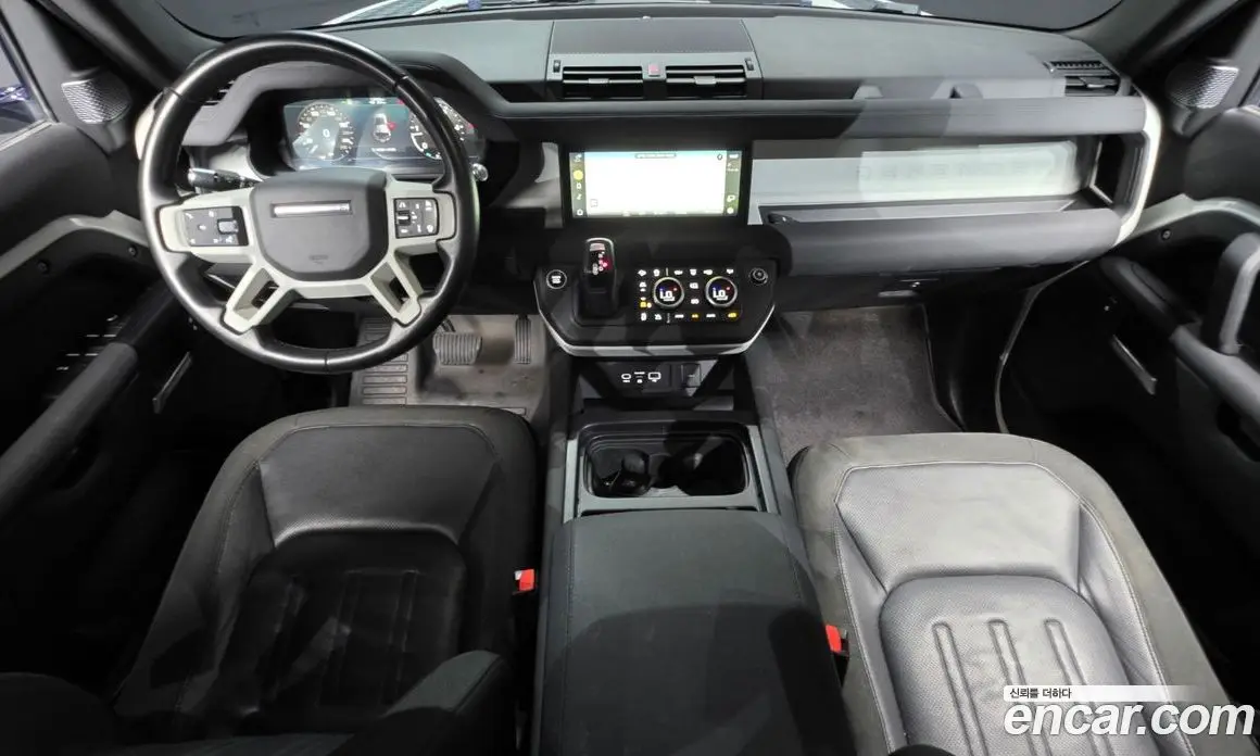 Land Rover Defender 2020 2.0 автомат (гидро), фото 7 Land Rover Defender 2020 2.0 автомат (гидро), фото 7