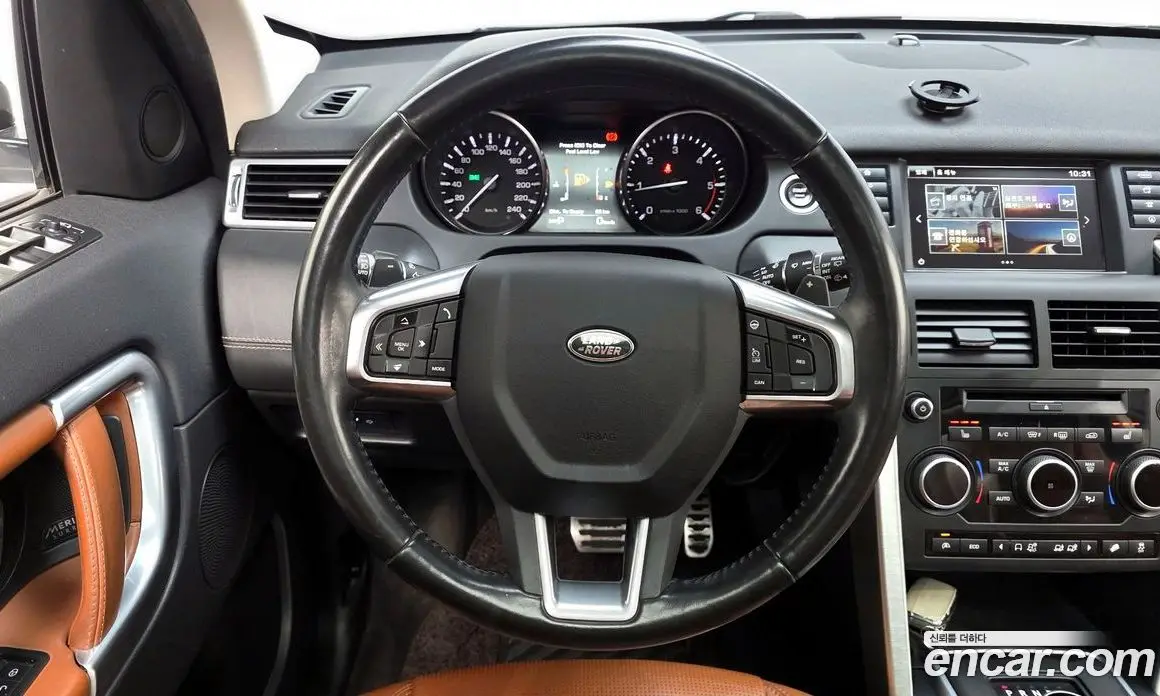 Land Rover Discovery Sport 2016 2.0 автомат (гидро), фото 12
