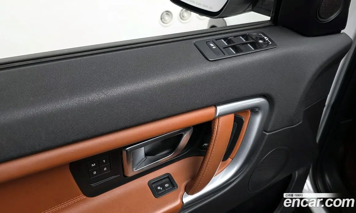Land Rover Discovery Sport 2016 2.0 автомат (гидро), фото 19