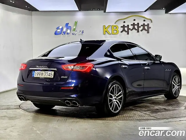 Maserati Ghibli 2018 3.0 автомат (гидро), миниатюра 4 Maserati Ghibli 2018 3.0 автомат (гидро), миниатюра 4