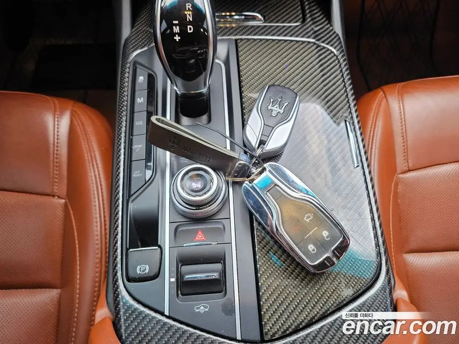 Maserati Levante 2017 3.0 автомат (гидро), фото 18 Maserati Levante 2017 3.0 автомат (гидро), фото 18